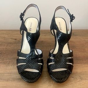 Anne Klein Iflex Heels, Open Toe, Black snakeskin, shiny, 7.5, EUC